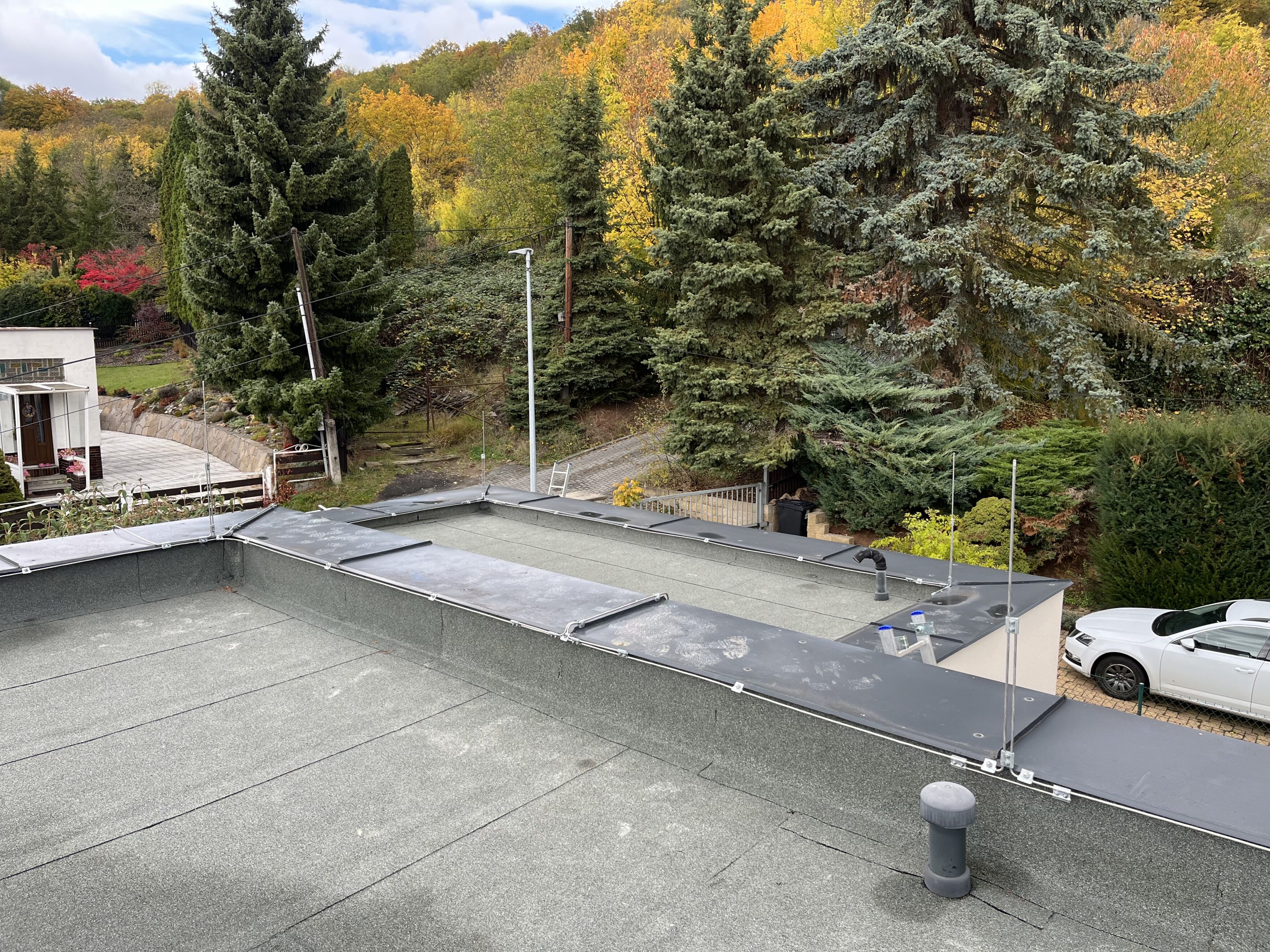 20251024_120844129_iOS