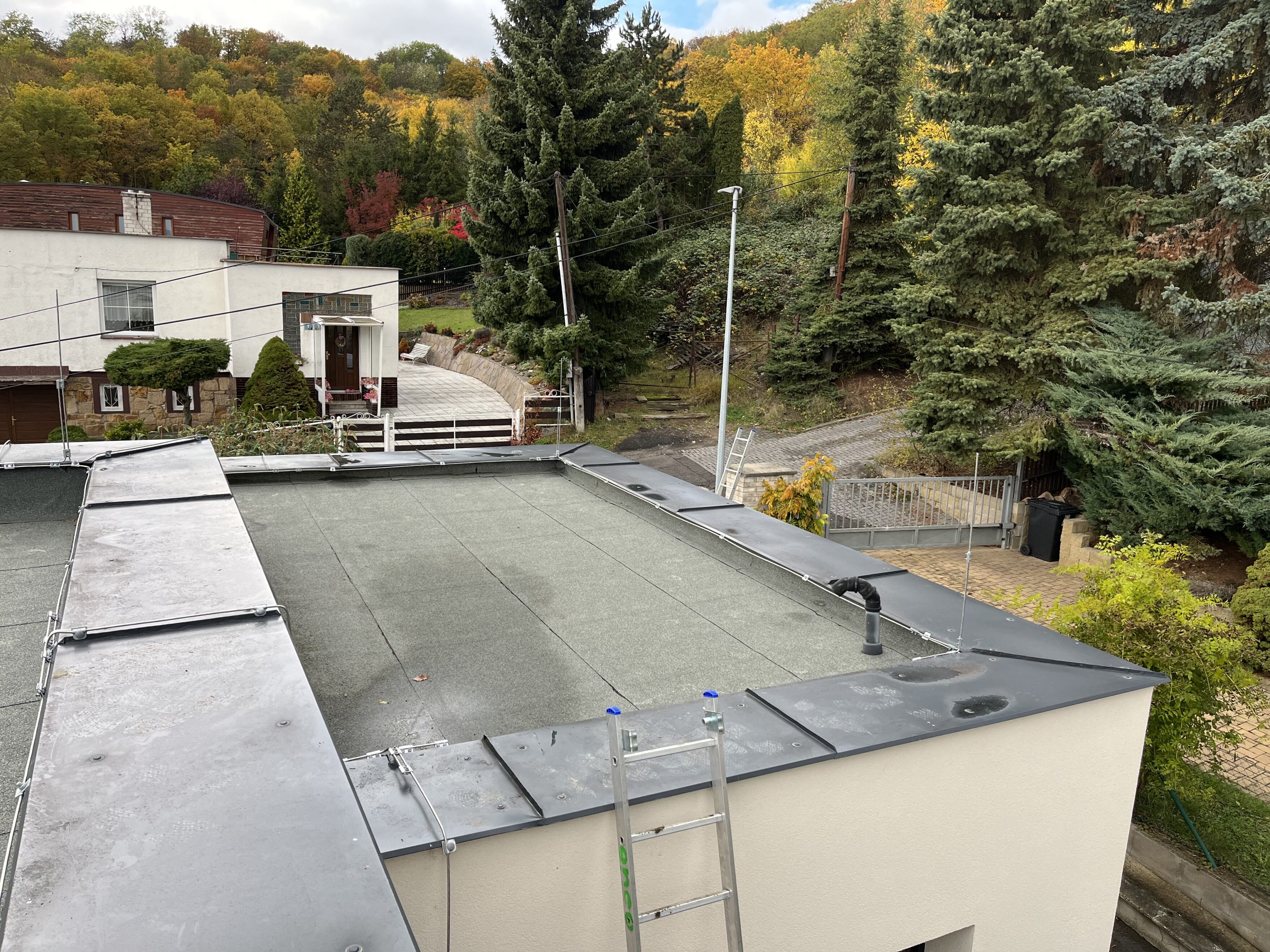 20251024_120852994_iOS