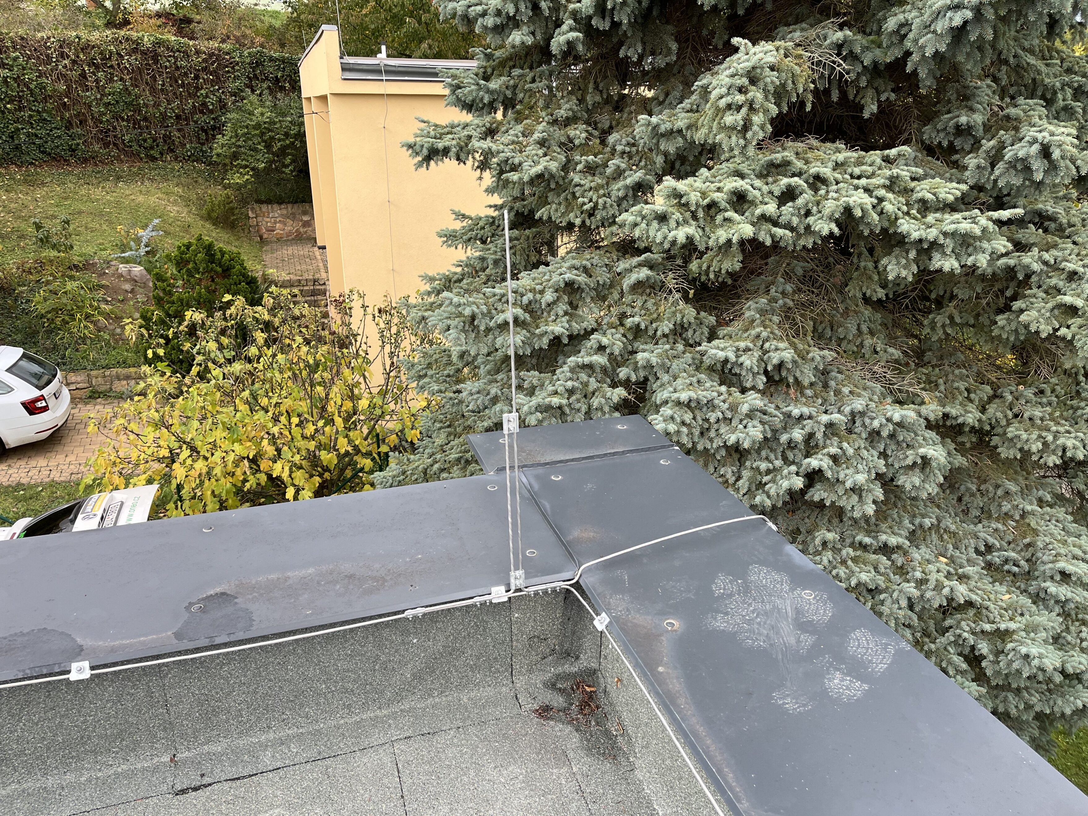 20251024_120930232_iOS