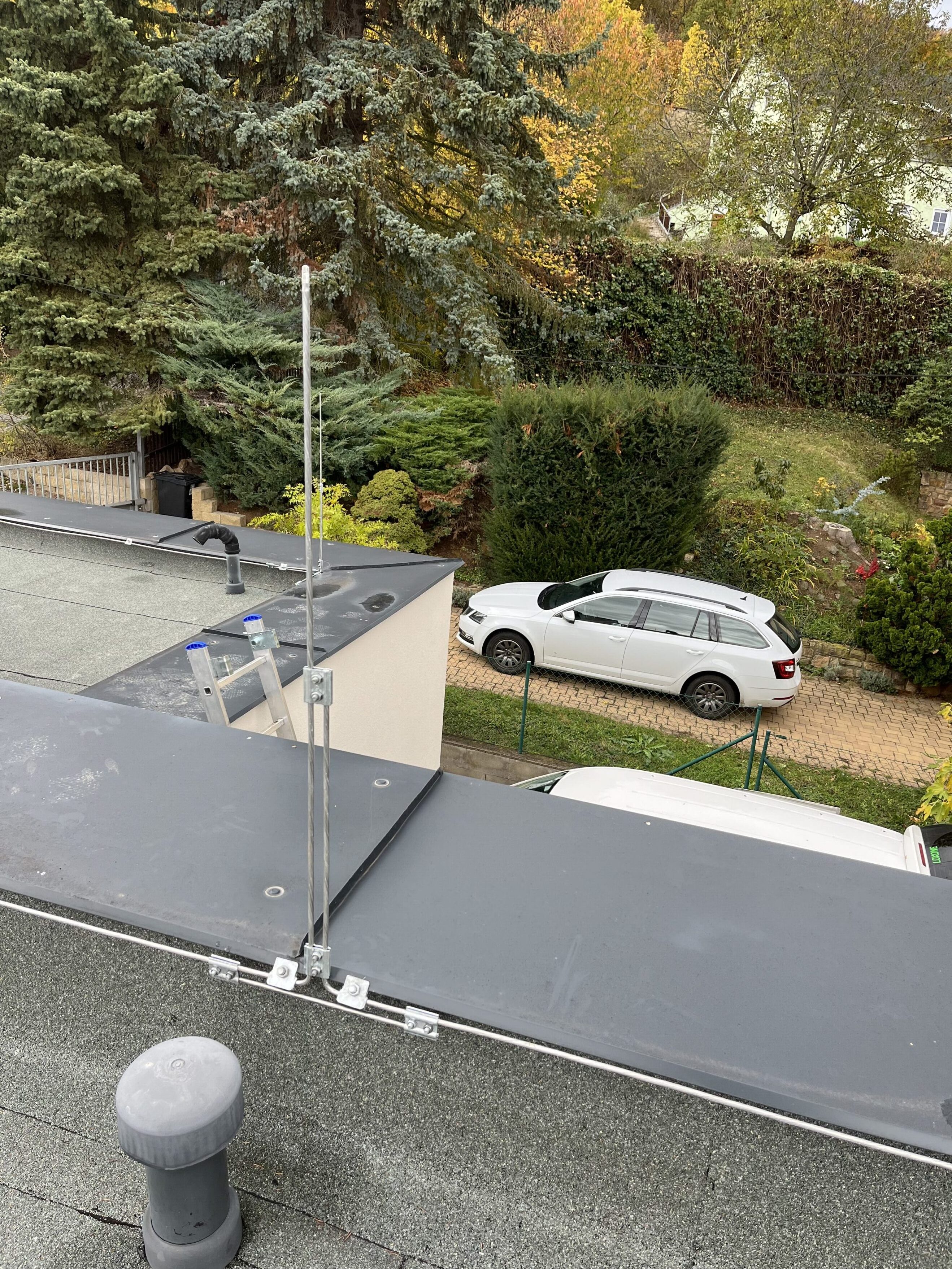 20251024_120936877_iOS